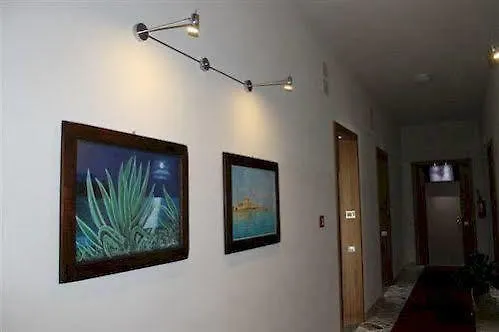Divino Hotel 트라파니 3*,